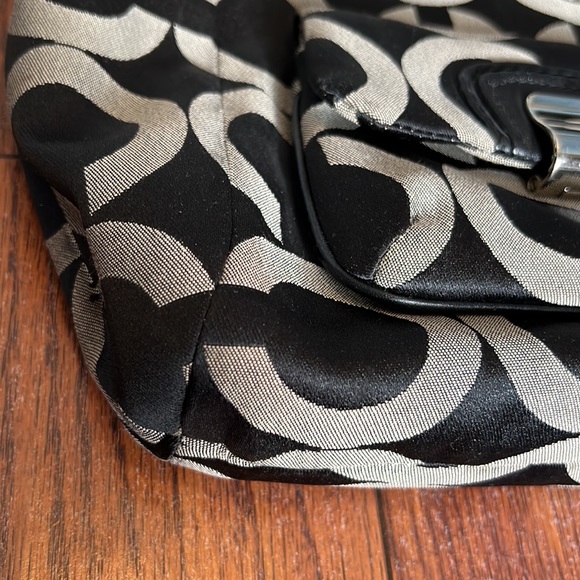 Coach Handbag - Picture 9 of 15